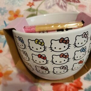 Sanrio Hello Kitty Ceramic 20 oz Bowl Chopstick Multicolor Bows  Noodle Rice NEW